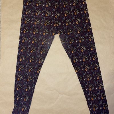 Lularoe T/C Tall & Curvy Women’s Leggings purple floral-like geometric pattern